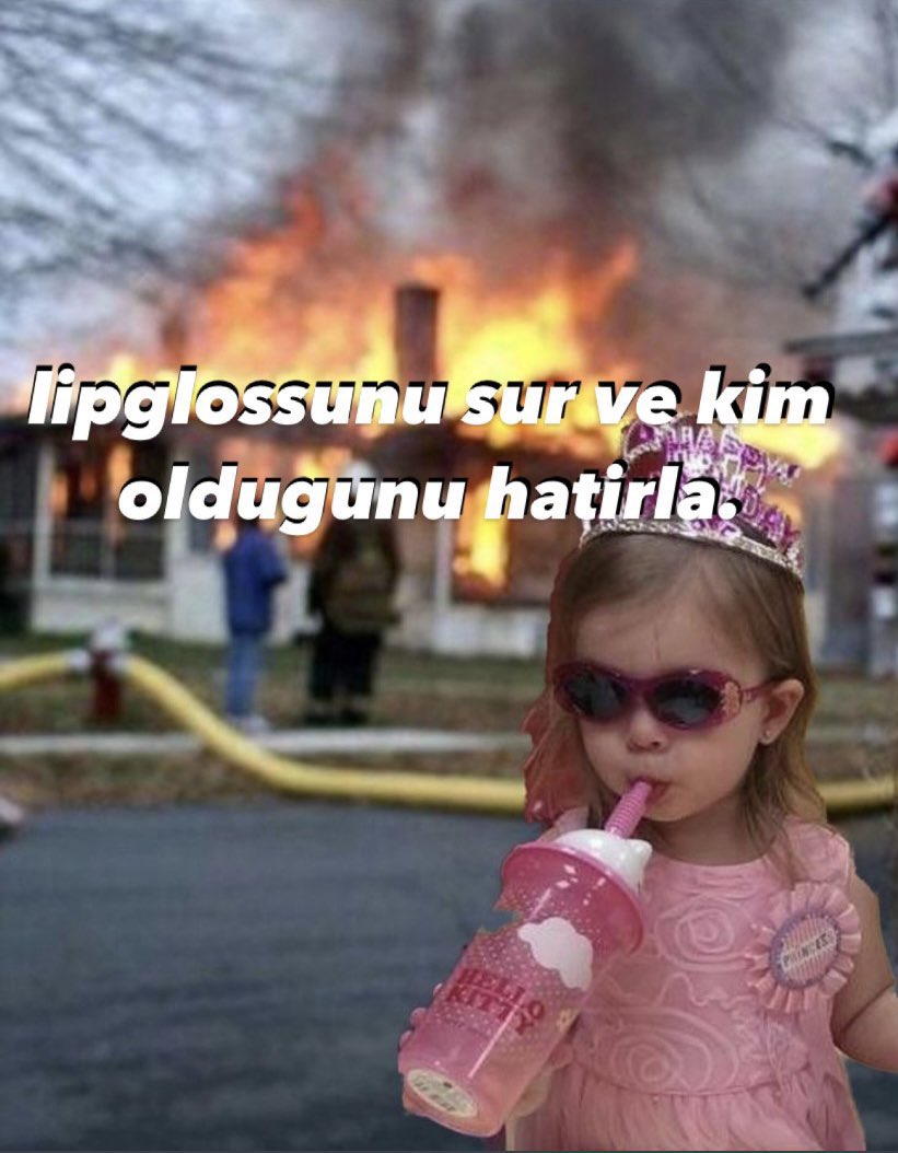 defne (@zatenunuturum) on Twitter photo 