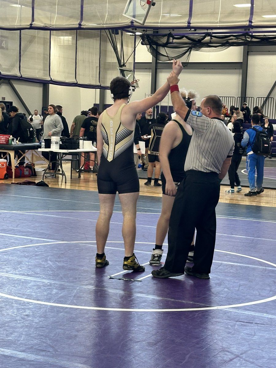 GBWrestlers's tweet photo. Hayden Dwyer win by pin 
#GBWrestlers 
#JVState https://t.co/vbZI3Z7qFs