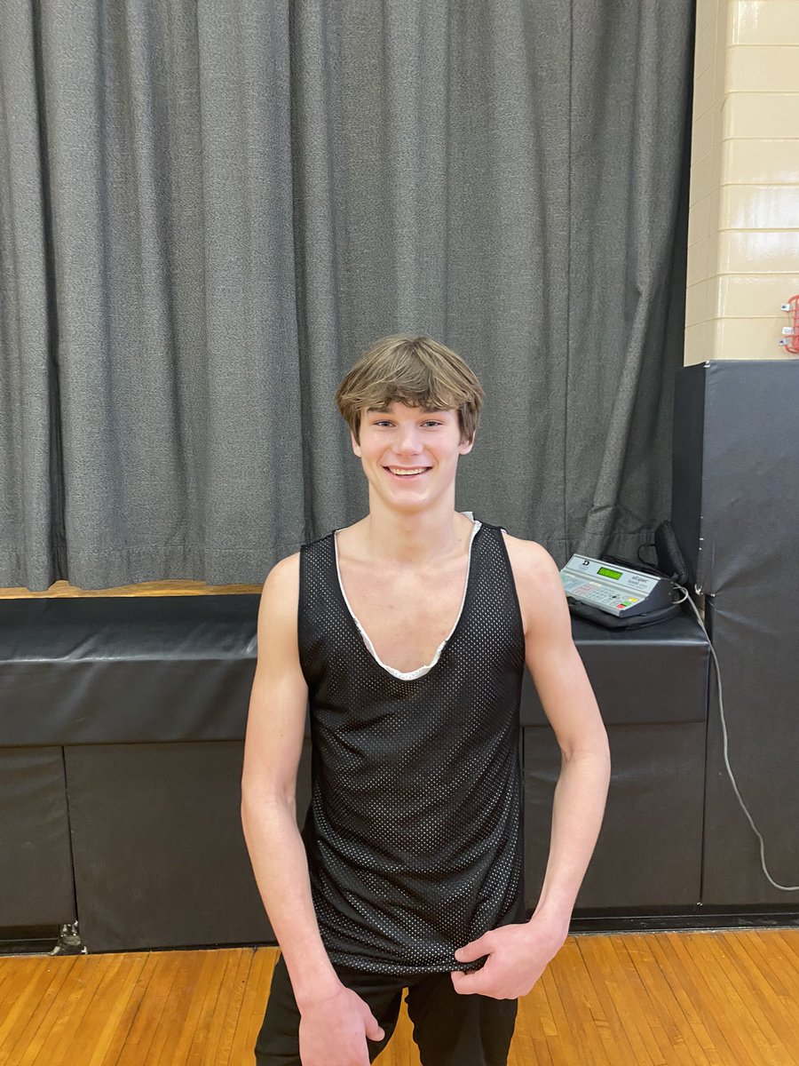 BRMensBB's tweet photo. This weeks practice player of the week is Zane Bungard. He’s always looking to improve and always puts extra work in. He also played and practiced after getting 4 wisdom teeth pulled. That’s toughness. #RockTheDock
#AllFunNoFear https://t.co/49tPmbvnSH