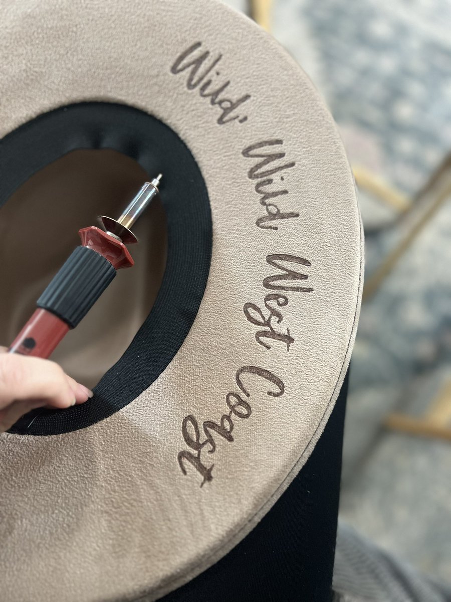 TheXCowgirl's tweet photo. Pretty excited about this! Been working on a new piece for a country star! ☺️ @RIDDLEHATS 
#artisan #artwork #hatmaker #hatburning #customhats https://t.co/BxshWFe5uz