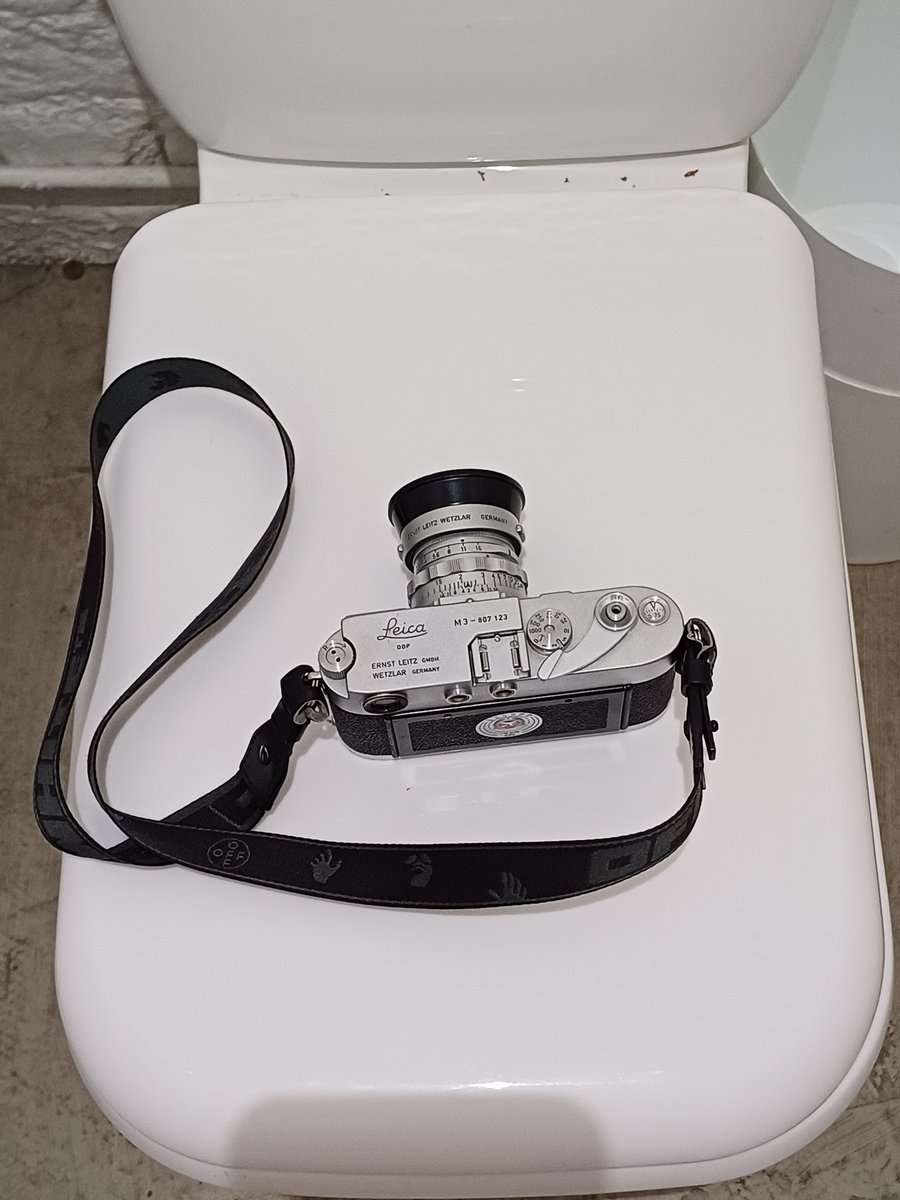 lildiorchain's tweet photo. yes good
#leicaM3 https://t.co/ssw1czONdM