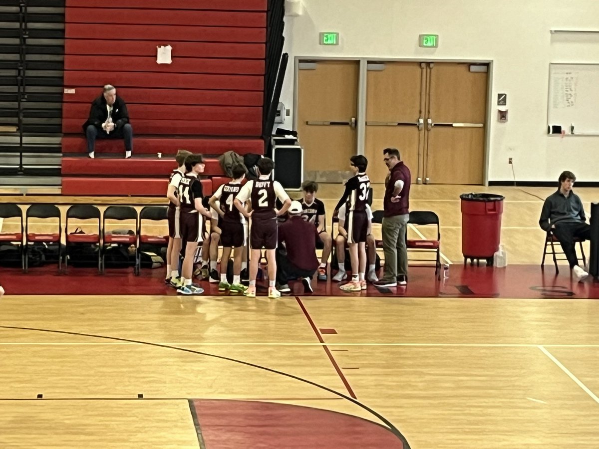 cchs_boyshoops's tweet image. Got a chance to see some of
our 8th graders play today. Some talented guys who compete! The future
is bright but much work to do.
Day by day…brick by brick. 
#YourTimeIsComing
#TimeToGoToWork