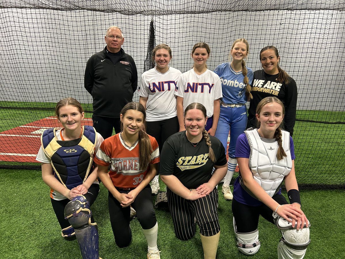 BattersBoxRVA's tweet photo. This is what Saturday is for 🥎 Thank you @Bh2osoftball Coach @MegPlesko9 &amp; Coach Smiley for spending the day with us! https://t.co/XWXxHk6CK4