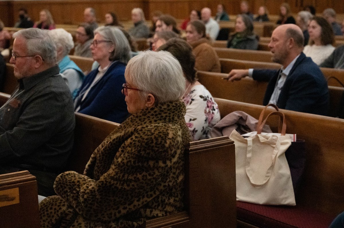 raleighpolice's tweet photo. Today, Chief Estella Patterson spoke to dozens of community members about the role gun violence plays in our lives at the Peacemaking Summit at First Presbyterian Church.  She also educated attendees on ways they could help deter gun violence in our communities. 

#RPDStrong https://t.co/SjE8kCUfHk