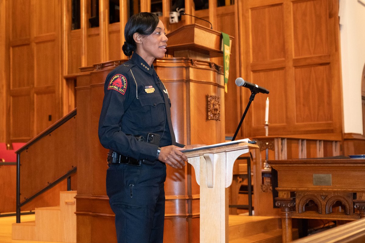 raleighpolice's tweet photo. Today, Chief Estella Patterson spoke to dozens of community members about the role gun violence plays in our lives at the Peacemaking Summit at First Presbyterian Church.  She also educated attendees on ways they could help deter gun violence in our communities. 

#RPDStrong https://t.co/SjE8kCUfHk