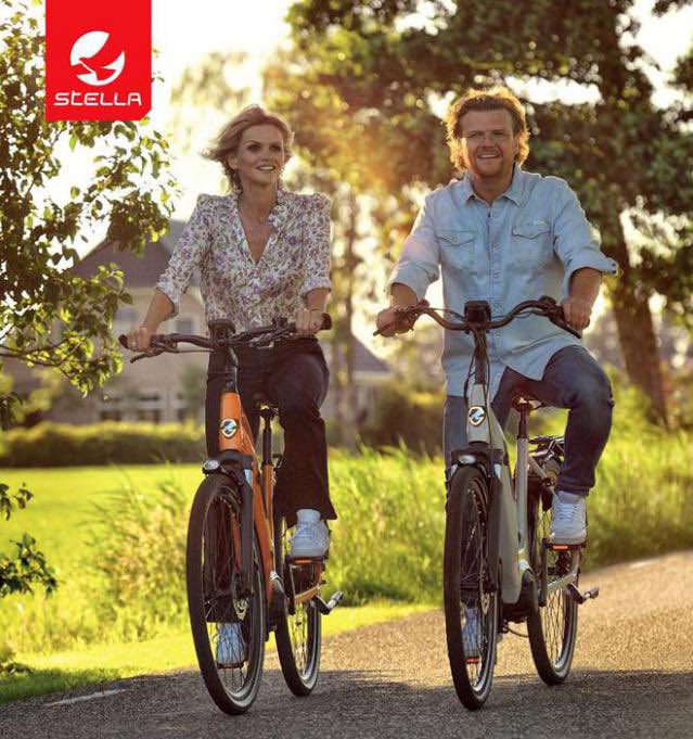 ZoetSanny's tweet photo. Tooske zit te mollen!
“36 jaar dezelfde fiets!” #echnie
Zij heeft alweer een paar jaar een Stella fiets! 😉
#widm #moltalk #Tooske https://t.co/OsB8sT9XYL