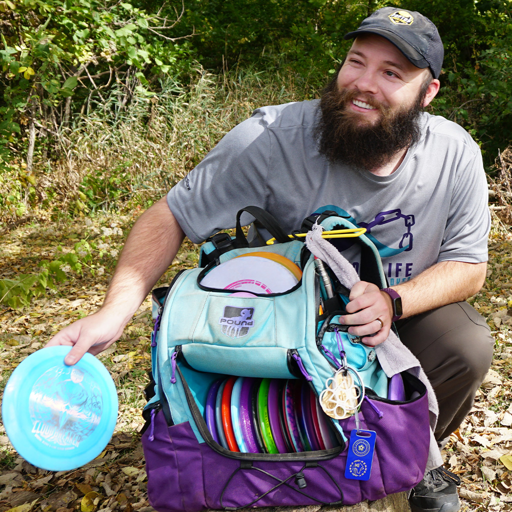 PopTopDiscGolf's tweet image. Tomorrow I will be going live on YouTube at 8pm CST you can pick what goes in my bag for all of 2024! Come hang out and vote for your favorite discs!