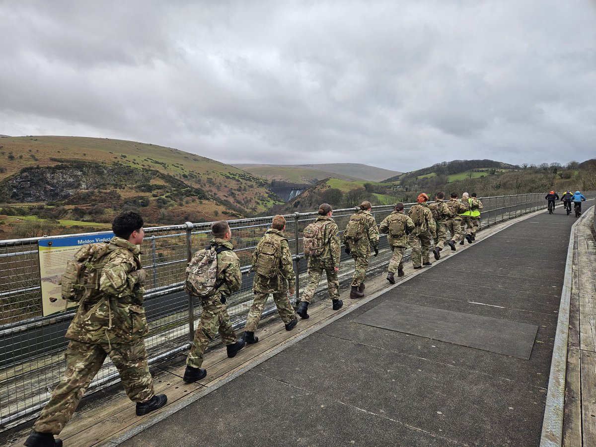 BeakeJon's tweet photo. Good to be assisting @SomersetACF on their initial @rafwarma #Cosfordmarches training event at #Okehamptoncamp
Hopefully @BACFBristol
Will muster some @ArmyCadetsUK to join them next month and beyond
#windy #roadmarching
@ColCadetsHQSW https://t.co/933UP5AMld