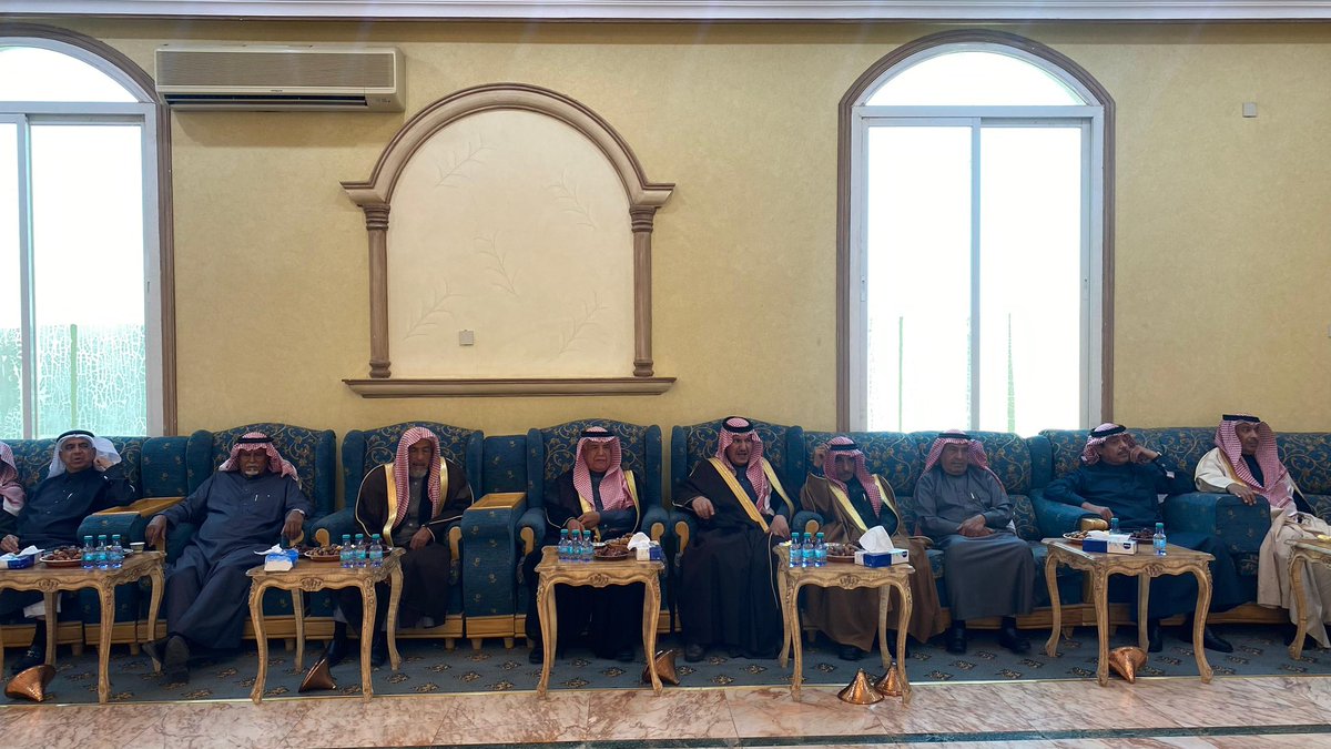 MohmmdAltamimi's tweet photo. شرفنا ظهيرة هذا اليوم السبت عند آل عبدالله في حي القارة بتمير عائلة الزكري أهل حوطة سدير
وجمع من الوجهاء والمشائخ 
 بعدها توجهنا إلى
المخيم الربيعي لصاحبه/محمد السلوم العثمان 
ثم بعدها اتجهنا الى املاك الأجداد  (الغريزية) في ضيافة أبناء العم عثمان بن عبدالله رحمه الله
#سدير
#تمير https://t.co/T1h3iqZePi