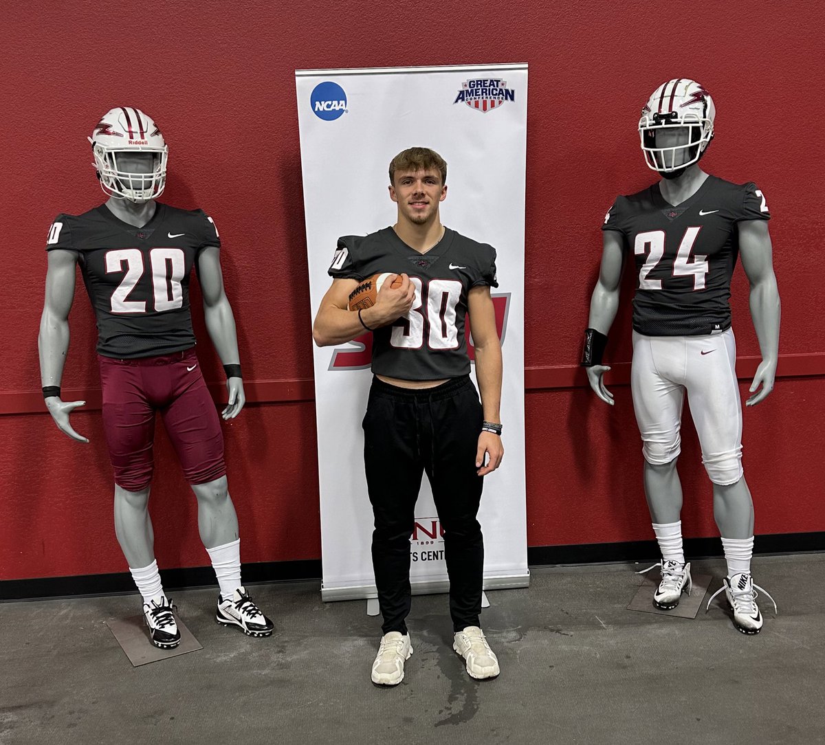 Tyler Ulrich tweet media