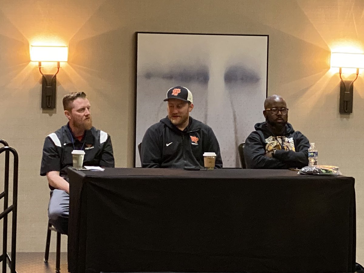 PlaybookClinics's tweet photo. Some smart DC talk from @COACH217ROLAND, @CoachHoats and TJ Austin. https://t.co/CF3wWNZHRA