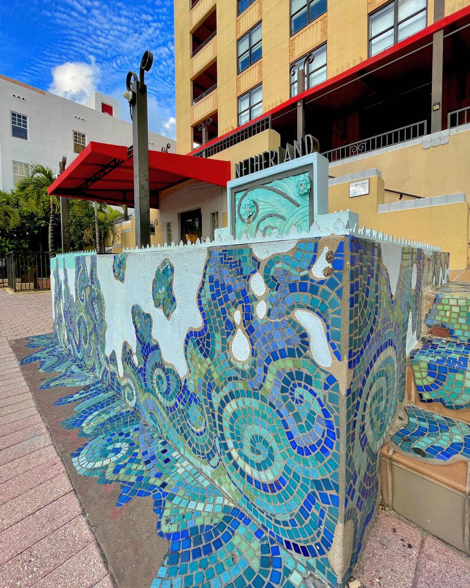 𝐿𝒾𝓈𝒶 𝐵𝑜𝓌𝓂𝒶𝓃 tweet media