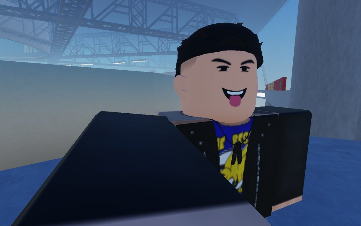 deeeeorkiiii's tweet photo. It's going to be a eventful weekend, one of the biggest vlogs ever at the biggest show ever! (most likely will be out Tuesday.)
#Starrcade #RUSH #SpanishGod #VlogCrew

 (@RooneyRonin took these pictures) https://t.co/WnzmzFVQ2q