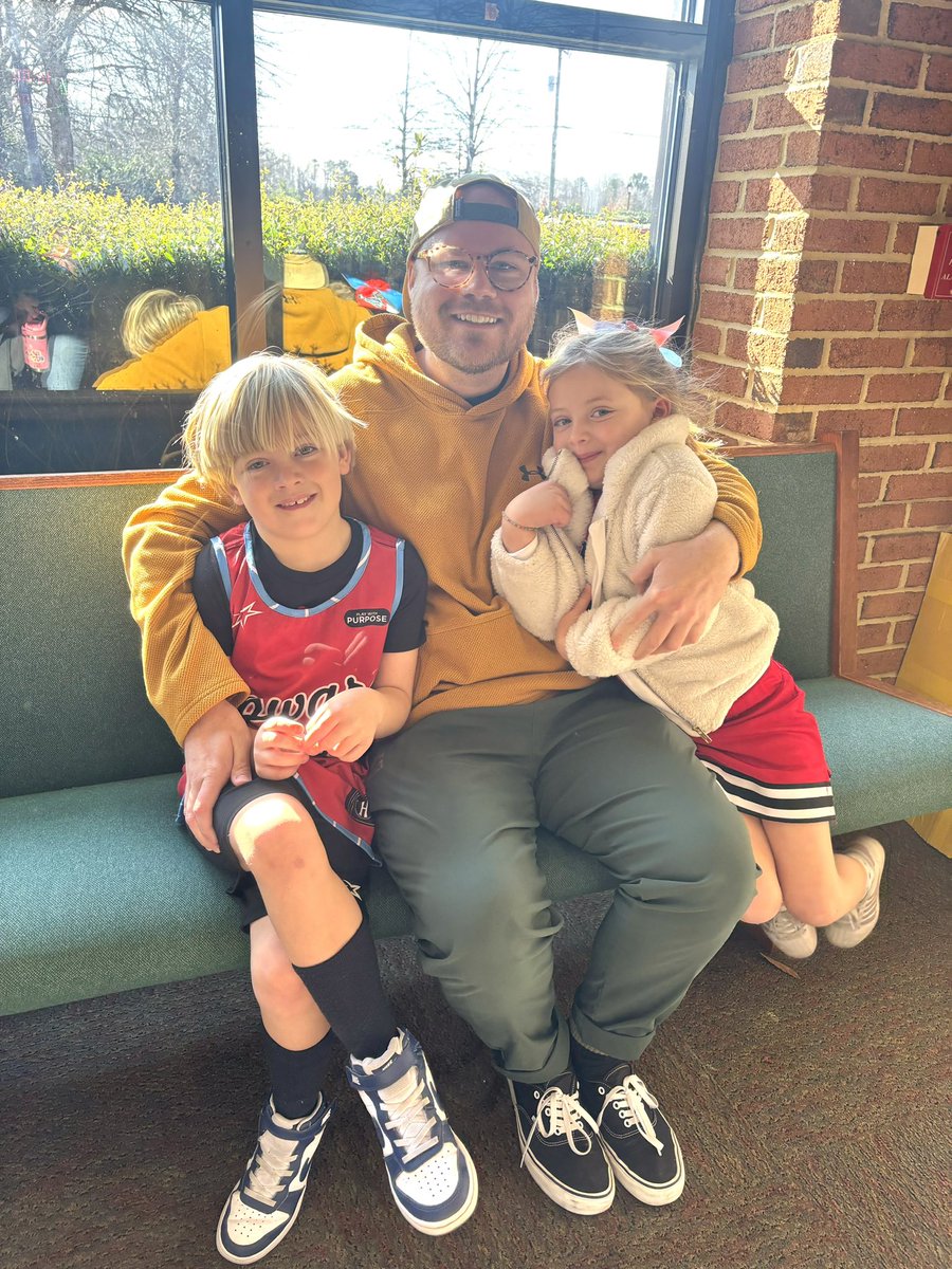 DooleyDoes's tweet photo. Mr. Dooley with a triple double from the stands. Excellent teamwork from the fellas this morning. Then my dude with some superstar ball handling and my girl nailing every cheer. Saw a lot of TENACITY and INTEGRITY on those courts. Proud teacher and diehard fan. 🏀 #notfairweather https://t.co/sGuds504Ws