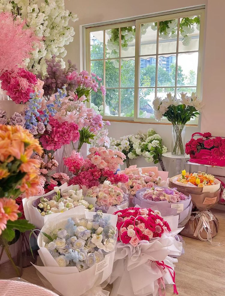 room full of flowers <3