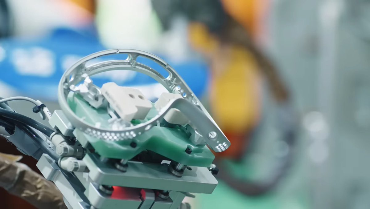 Ben Lang tweet media