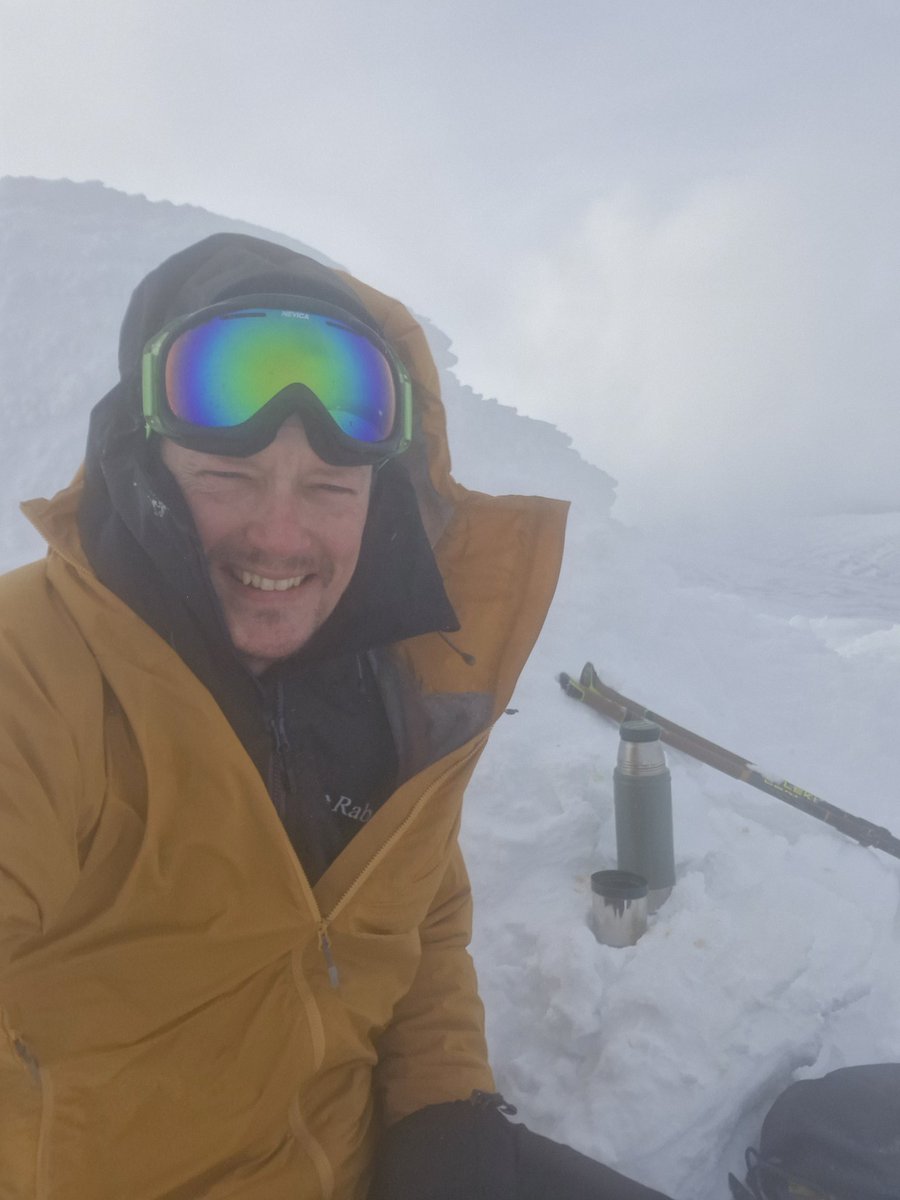 55mph winds with -15 chill & with wicked spin drift I didn't hang around long at the summit..just long enough to get a quick brew & a bite to eat #summitsafely #Cairngorms #getoutside #getoutdoors