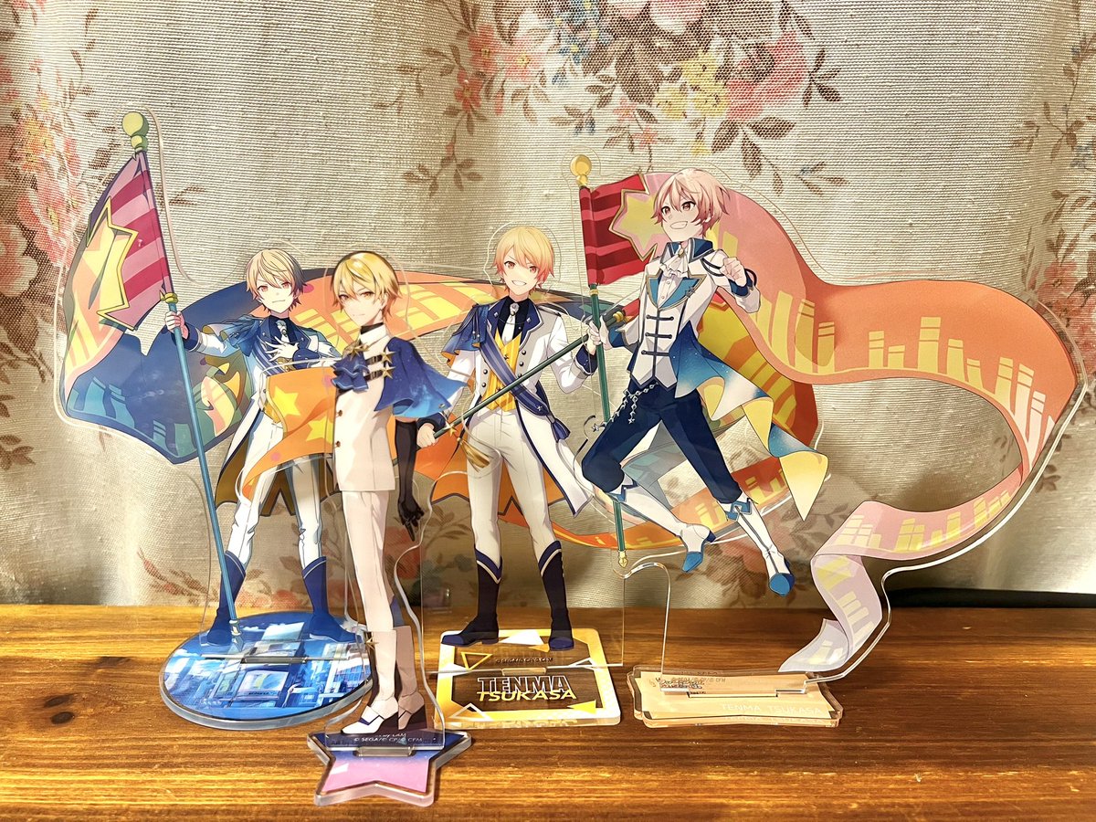 天馬司のアクスタが細いというだけで面白いからな さすがだな