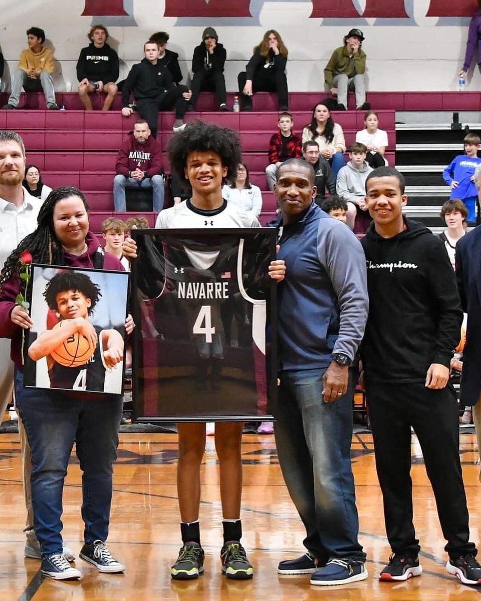 ForrestCharlesT's tweet photo. Awesome night…Senior Night for the Navarre Raiders basketball team. Proud to stand there with Jonah and our family.
Capped it off with a 61-41 win vs Pace. Jonah compiled 18 pts, 4 assist, 3 steals and 2 rebounds…had 4 3s in the game. @NavarreHighBB https://t.co/8hgLuvTzeA