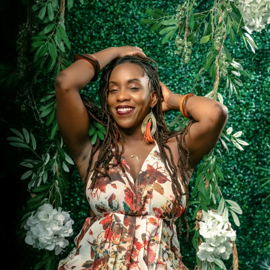 radioekovox's tweet photo. "🎶 Tifane, la voix derrière des hits comme « Sekrè a » et « Bèl Moun », annonce un retour musical! Absente des scènes haïtiennes, elle brille aux États-Unis, Canada, France et en Afrique. Attendez-vous à une nouvelle vidéo et un EP prochainement! 🌟🎤 #Tifane #Musique" https://t.co/zK9nSRHa99