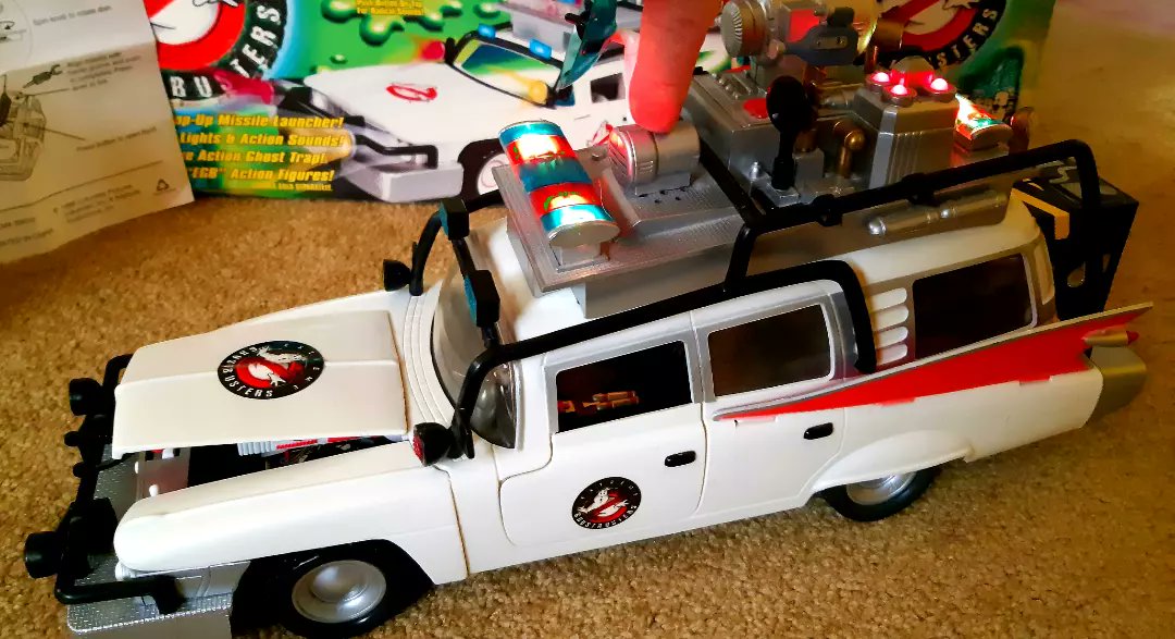 KDavJeff's tweet image. Nothing beats the Kenner Classic however one of the rarer #Ecto1 vehicles ever produced, and the best overall for look and style (in my opinion) is the 1997 #ExtremeGhostbusters release by #Trendmasters. I dug this one out this morning. 

#Ghostbusters