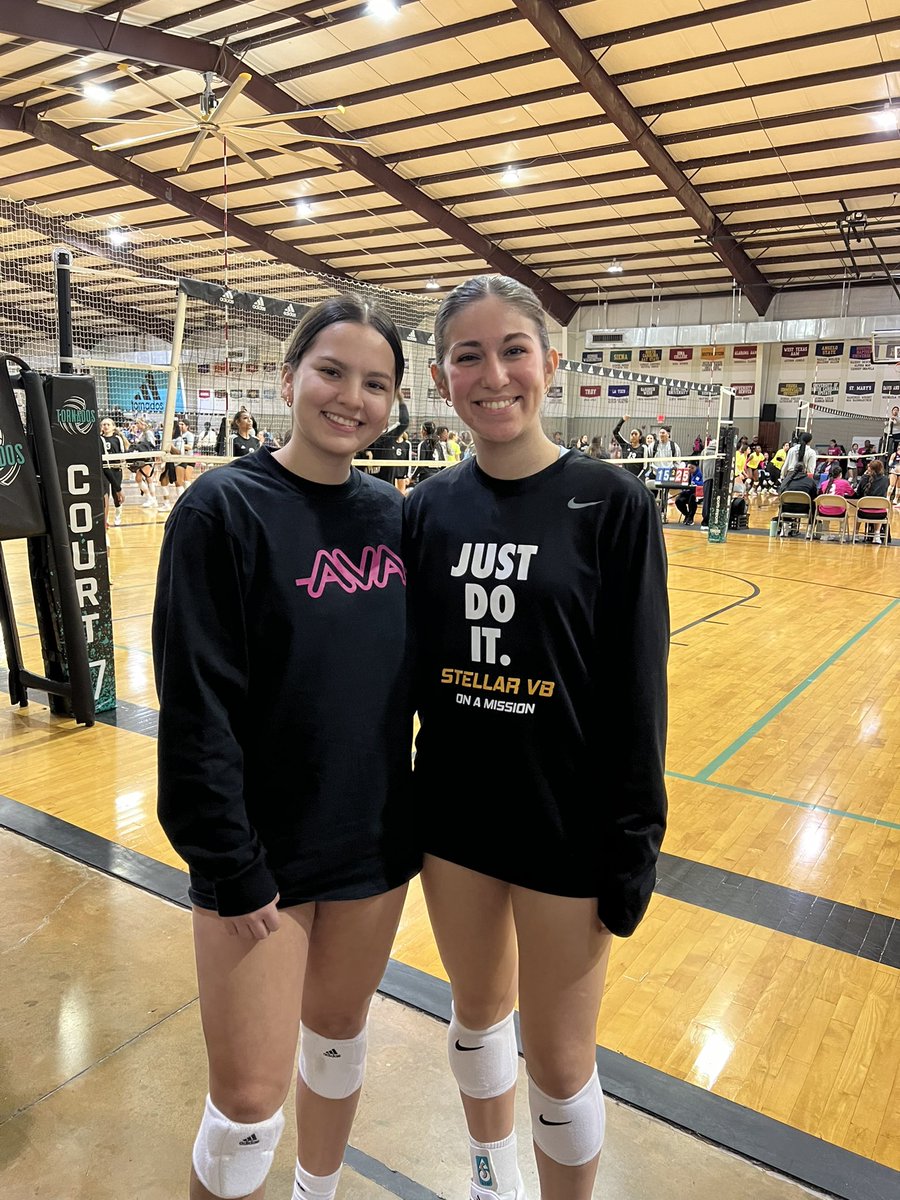 Lily Vela tweet media