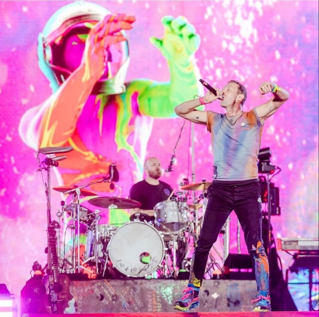 OnAirRem's tweet photo. #ColdplayManila

Did you KNOW all this about COLDPLAY?

Coldplay's Musical Odyssey: A Journey Through Time and Emotions

Inception and Humble Beginnings:
Coldplay burst onto the scene in the late '90s with their debut album "Parachutes," featuring the timeless hit "Yellow." This poignant track immediately set the tone for the emotive, melodic sound that would become their signature.

The Meteoric Rise:
The early 2000s saw Coldplay ascend to global stardom with albums like "A Rush of Blood to the Head" and "X&Y." Their ability to weave introspective lyrics into anthemic choruses struck a chord with fans worldwide, making them a household name.

Experimentation and Innovation:
As the years rolled on, Coldplay embraced experimentation, delving into electronic elements and collaborating with artists like Rihanna on "Princess of China." The result? The acclaimed album "Mylo Xyloto," showcases their willingness to evolve while staying true to their emotional core.

A Head Full of Dreams:
Fast forward to the colourful and euphoric "A Head Full of Dreams" era, where Coldplay embraced a more pop-centric sound. The title track became an anthem of hope, resonating with listeners globally. The accompanying tour was a visual spectacle, solidifying Coldplay's reputation for unforgettable live performances.

Everyday Life and Social Commentary:
"Everyday Life" marked a return to their roots, with a double album exploring themes of love, humanity, and global issues. The band's commitment to social commentary was evident, proving that their music is not just an auditory experience but a reflection of the world around them.

Timeless Hits and Emotional Resonance:
Whether it's the soul-stirring "Fix You," the ethereal "Viva la Vida," or the uplifting "Adventure of a Lifetime," Coldplay's discography is a treasure trove of hits that span emotions and generations.

Global Impact and Humanitarian Efforts:
Beyond music, Coldplay has used their platform for positive change. From environmental initiatives to supporting charitable causes, they continue to make a difference in the world.

Legacy and Continued Relevance:
As we step into the future, Coldplay remains a force to be reckoned with. Their ability to reinvent themselves while maintaining the essence of their sound ensures that they will continue to influence and inspire for years to come.

So, whether you're a longtime fan or a newcomer, join the journey through Coldplay's discography – a testament to the enduring power of music to connect, inspire, and transcend. #ColdplayBulacan #coldplay