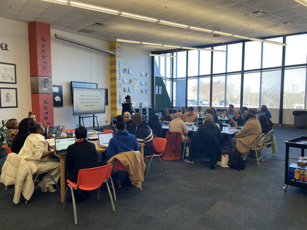 NikkitaDW's tweet photo. Enjoying this Beautiful Saturday morning with our Instructional Leadership team. We are committed to accelerating progress and Strategically planning our next steps. We are Reflecting, Planning, and Strategizing! https://t.co/6sUWaYOLGg