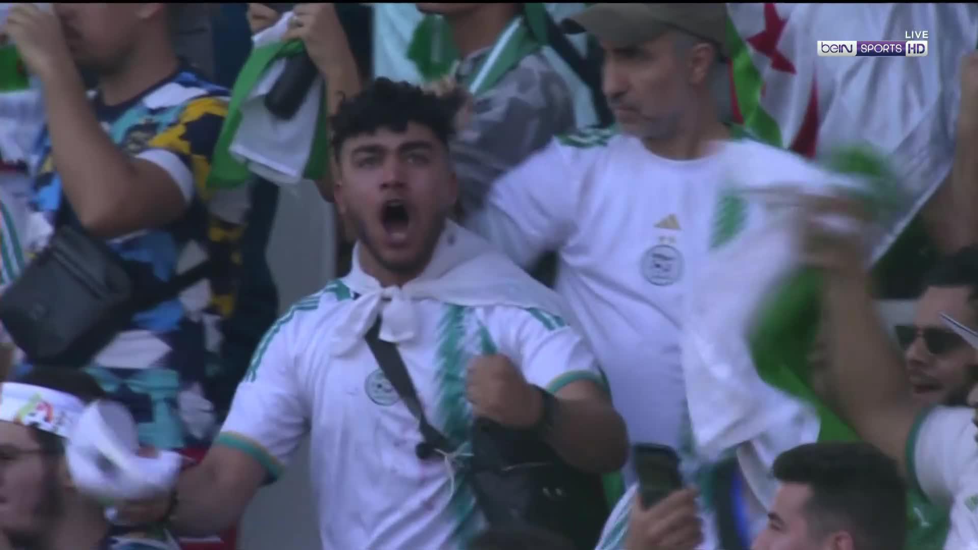 ALGERIA AT THE DEATH TO SALVAGE A POINT AGAINST BURKINA FASO. 🇩🇿🎥: @beINSPORTSUSA