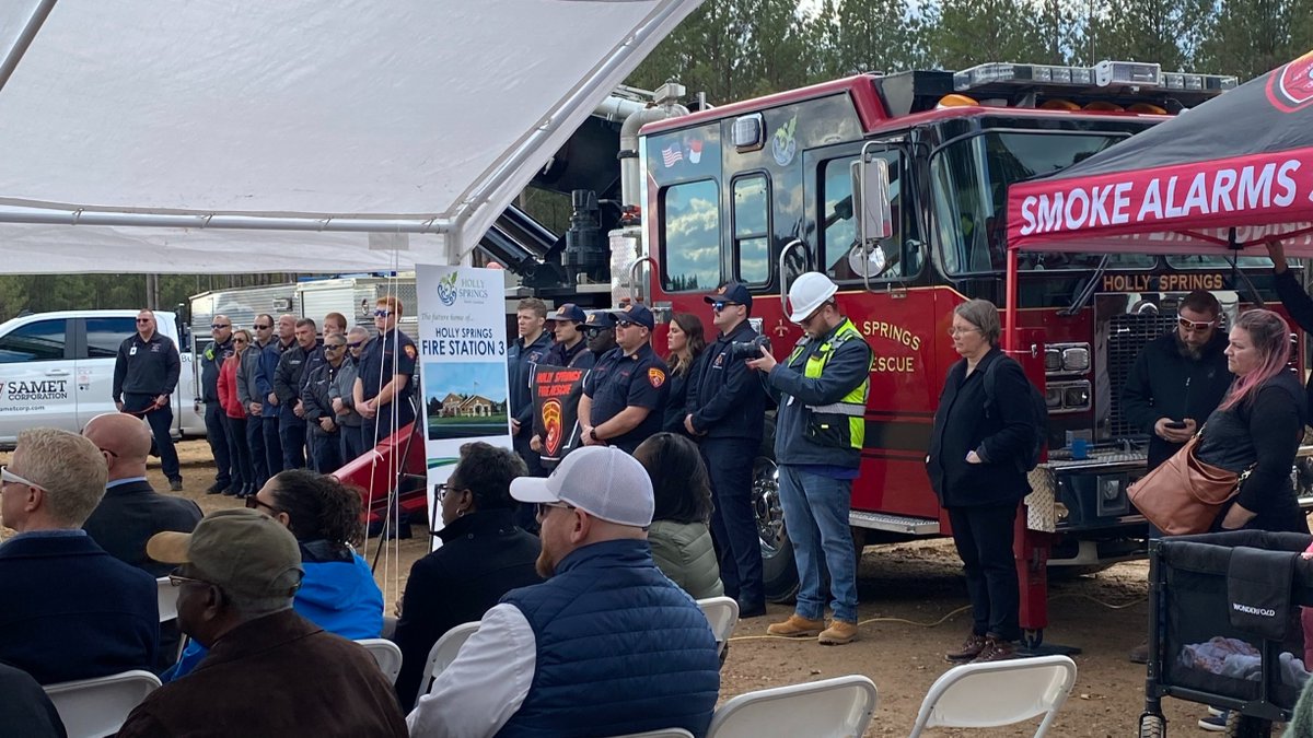 WakeGOV's tweet photo. It's official! Big things are happening in @ToHollySprings 👀 

#WakeCounty leaders joined our local partners yesterday afternoon to celebrate the groundbreaking for Fire Station 3. Construction is now officially underway! 👷 https://t.co/2tk1gdAIt2