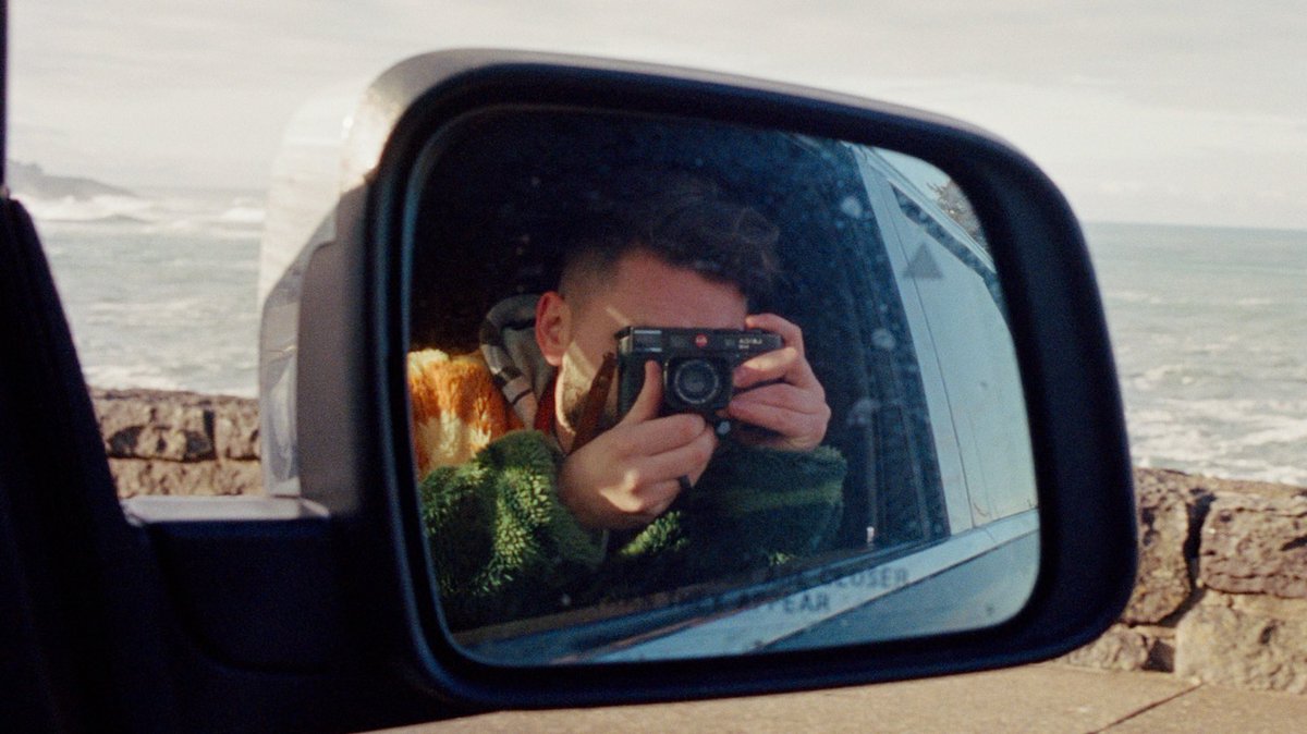 nev_in_color's tweet photo. The camera.        🤝        The photos. https://t.co/sKdZIIzbXH