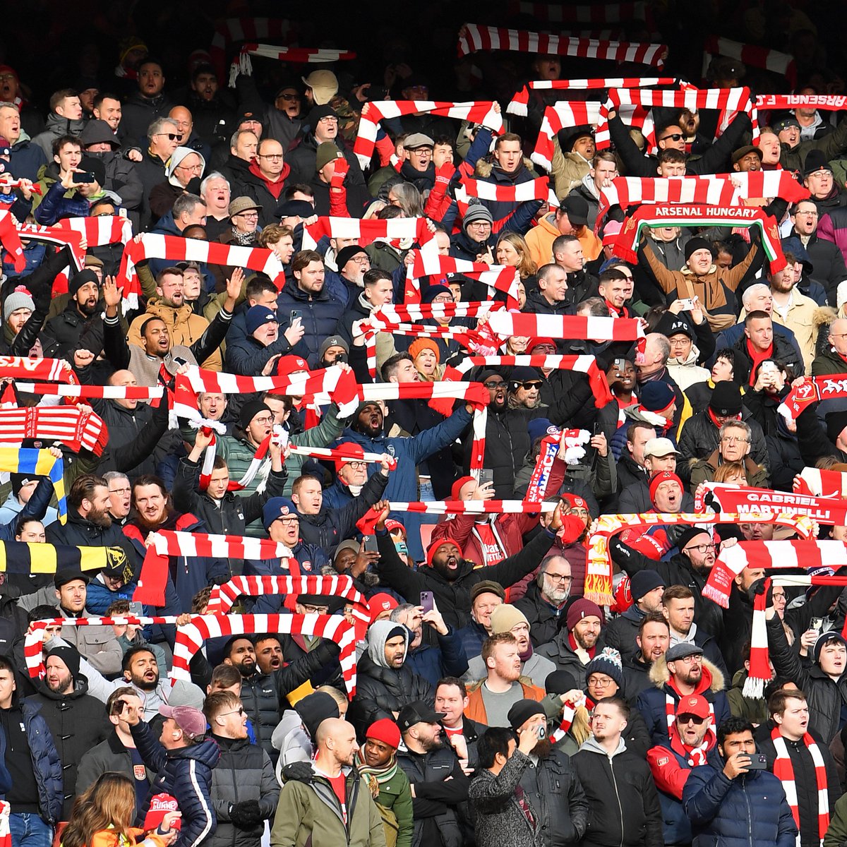 Arsenal's tweet photo. Brilliant support once again, Gooners 👏 https://t.co/hQJMbQe31N