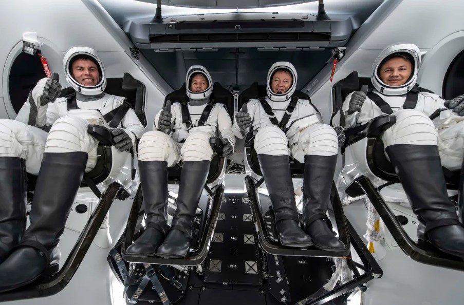 orbitinside's tweet photo. First Turkish astronaut in space: Alper Gezeravcı arrives at ISS

👉 https://t.co/meLiIxmES8

#Ax3 #spacemission #iss https://t.co/PlxNShU1UR