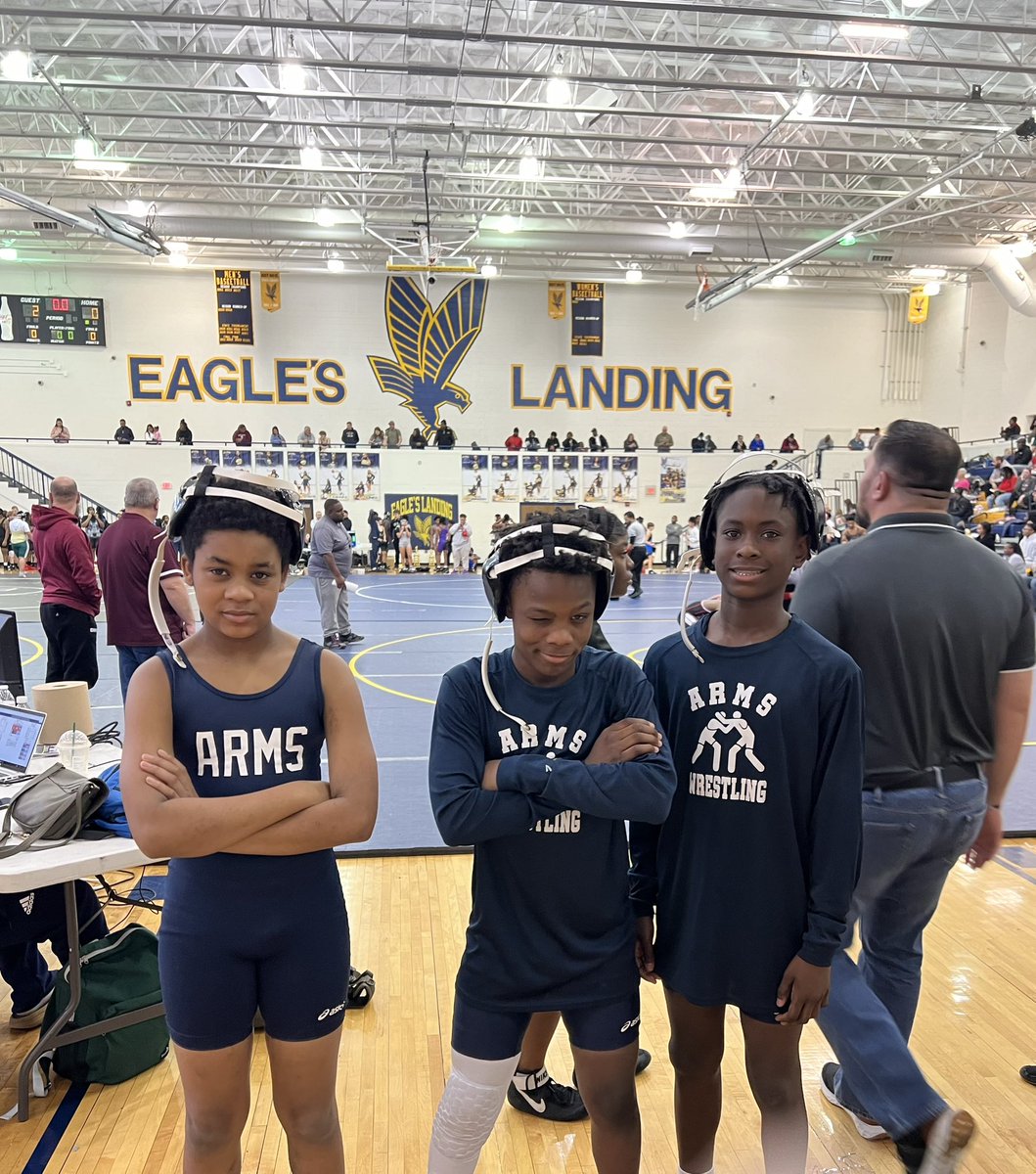 AustinRoad_100's tweet photo. Jaguar Wrestlers representing at County Meet! @LibraLBrittian @ArmsJags @AthleticsHenry @MajorJones_ @AOAddison_ https://t.co/4chWvJzu2M