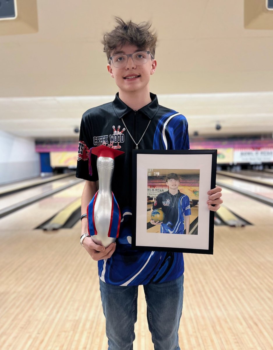 Happy 18th Birthday to <a href="/creekwoodhs/">Creek Wood HS</a> 🎳 Austin Dillehay!