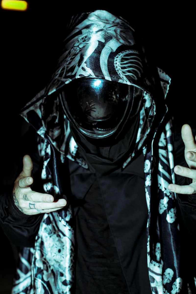 slipknot's tweet photo. Happy Birthday, Sid. ⓪ https://t.co/suYXiE4Qwx