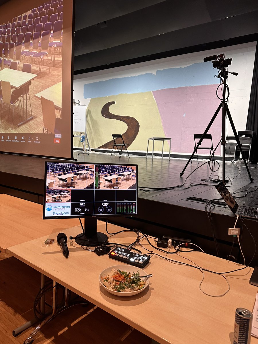 My office on Friday! #technology #arts #live #iszl