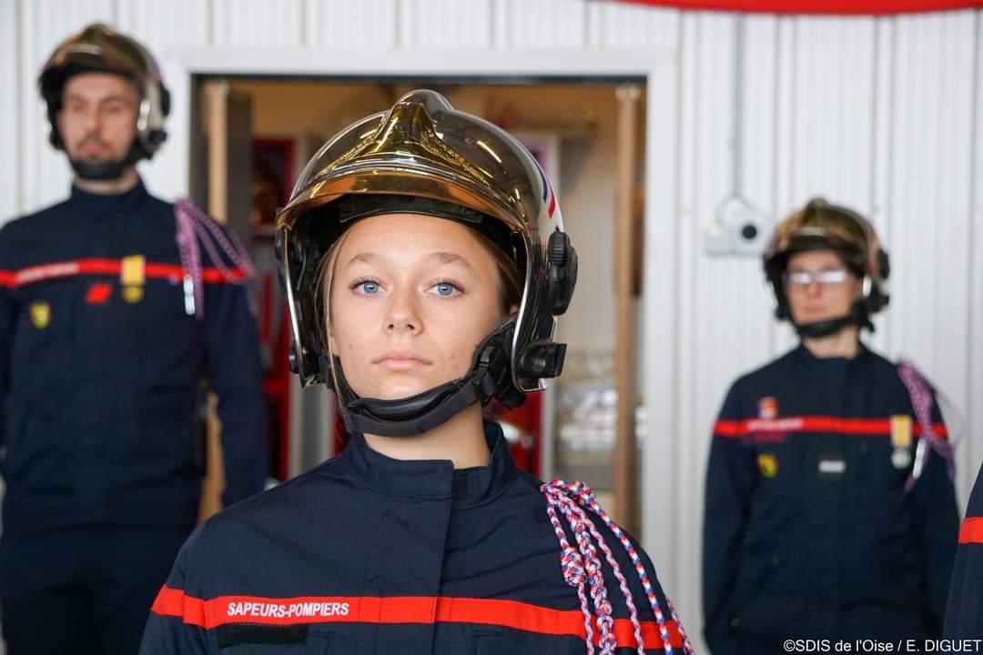 #Voeux2024 Le centre de secours de Lachapelle-aux-Pots lui aussi ce samedi matin célébrait la cérémonie des vœux 2024. En 2023 les 60 femmes et hommes du centre ont réalisé plus de 1161 interventions. Un engagement salué lors des allocutions des différentes autorités.
