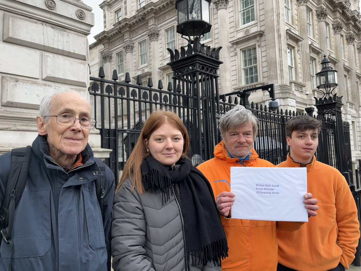 AmnestyReading's tweet image. Marking the 22nd anniversary of Guantanamo Bay. A procession from Parliament Square, demo &amp;amp; speakers in Trafalgar Square &amp;amp; handing in a petition at 10 Downing Street to ask @RishiSunak to press @POTUS to close this illegal detention centre. @UKGuantanamoNet @NewcastleAIUK