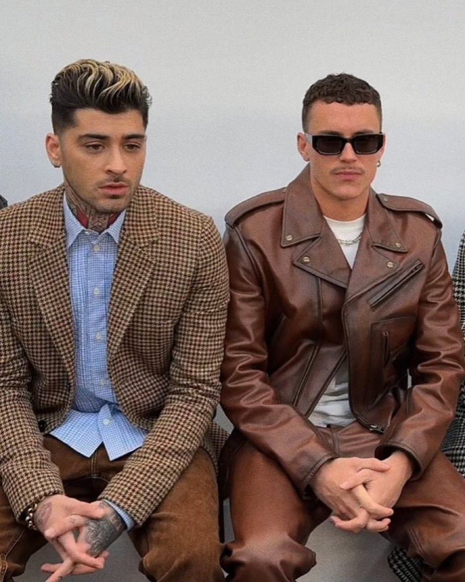 cidpll_'s tweet photo. Zayn Malik con Aaron Piper: se il paradiso esiste lo immagino così. https://t.co/AWBGfigzGP