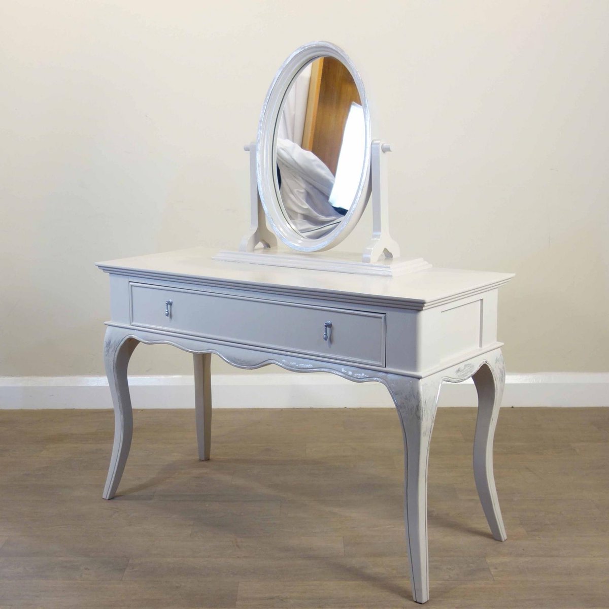 Petit Miracles tweet media