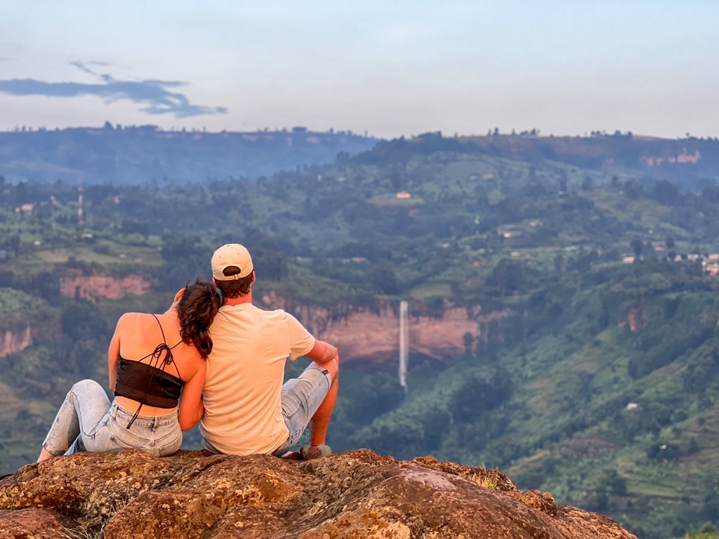 JobSoyekwo's tweet photo. Sipi Falls is a breathtaking sight. 

Picture this: sharing laughter and stories with friends and family as the sun sets behind the horizon, casting a warm, golden glow. It's a moment made perfect by nature's beauty and the company of loved ones.

#Sunset #SipiFalls #ExploreUg https://t.co/I9YgE5wl5d
