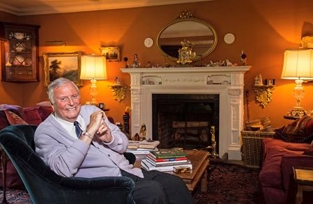Peter Alliss at his Hindhead home in 2017 -