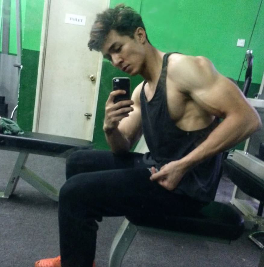 Bangun tidur.... (@tattqoo) on Twitter photo 