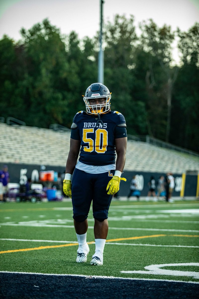 Still searching for a place to call home 
Recruitment is 100% open!!!!
5’10
250
All region 
Film link-hudl.com/v/2LdVSi