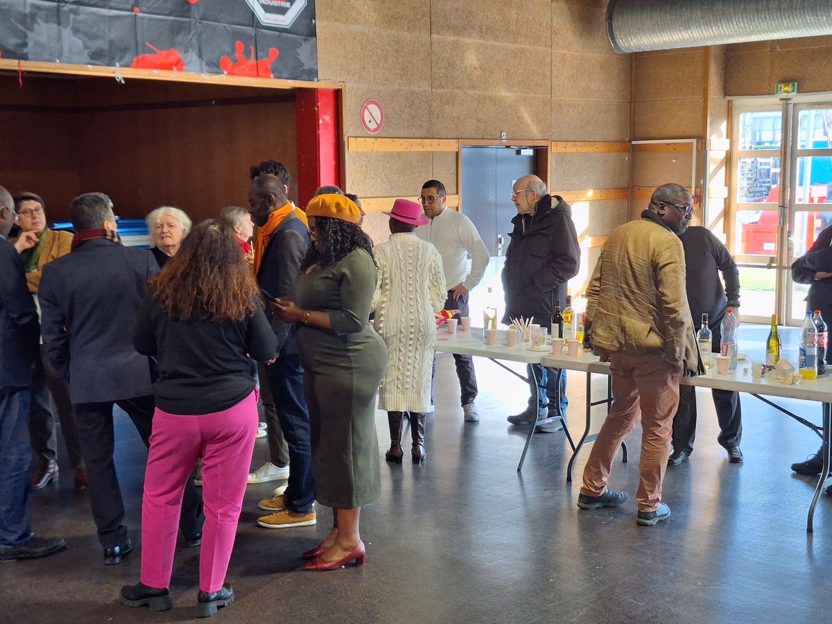 modemessonne's tweet image. Les vœux de notre mouvement départemental c&apos;était aujourd&apos;hui à Évry. L&apos;occasion aussi de saluer les nouveaux adhérents et de dire notre gratitude à l&apos;engagement de nos militants et élus.