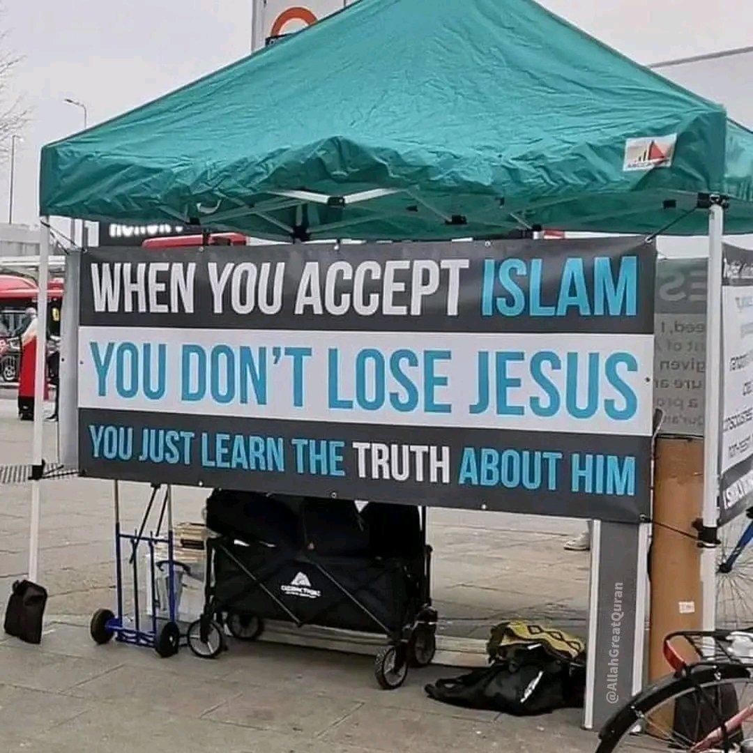 Islam the true religion of God✔️

 If you're a Muslim, comment with Allahu Akbar and Repost for the Non-Muslims.