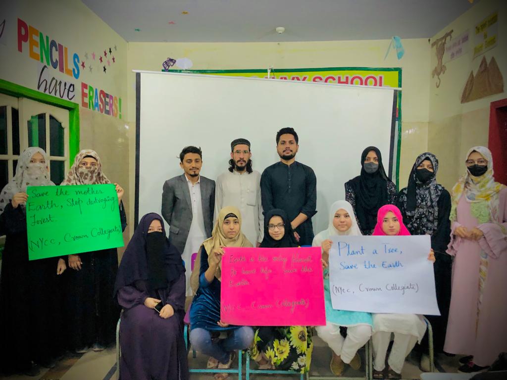 NYCCC_PK's tweet photo. NYCC Karachi President Tahir Zaman led an eco-awareness event at Crown Collegiate with the girls' team in a climate change competition. 

Despite no funding, NYCC remains committed with 1700 members nationwide.
@bilal1anwar @PakistanADB @DKinPK @AdilNajam @sherryrehman https://t.co/WfYkV567Zy