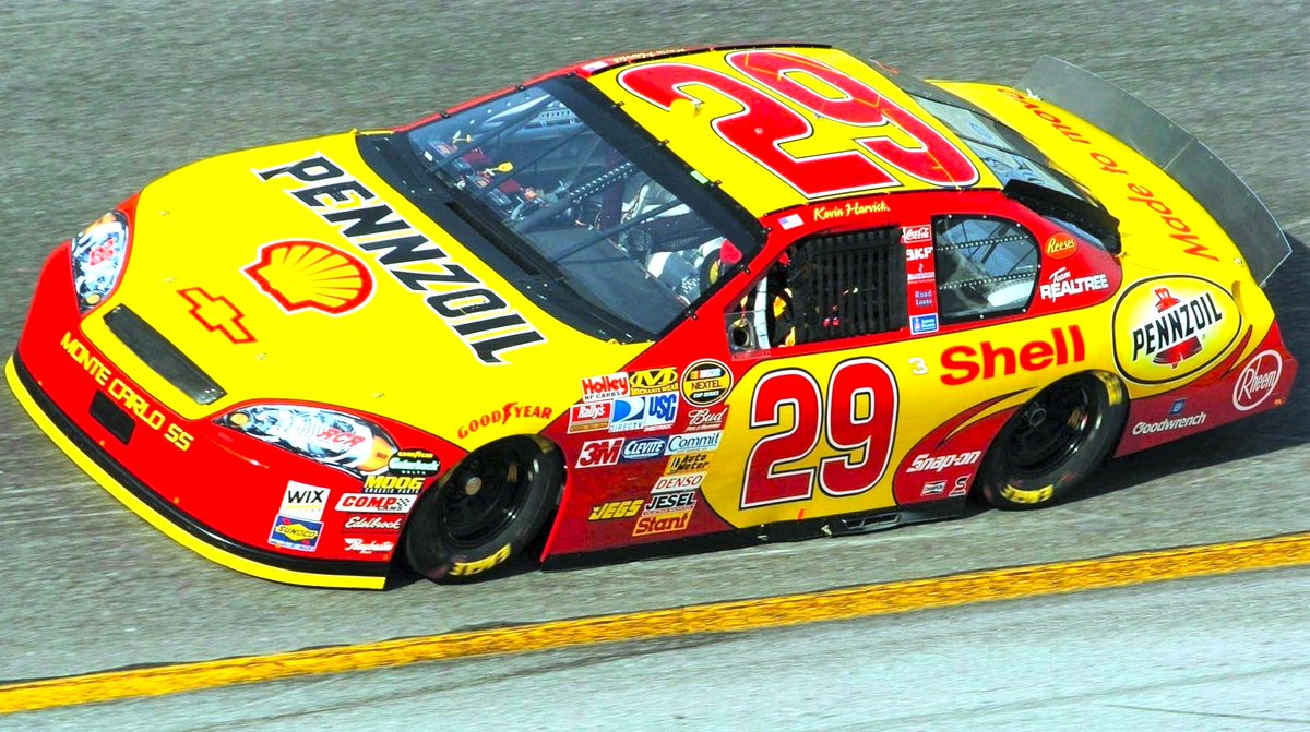 2⃣9⃣ days until the #Daytona500 🏁 Kevin Harvick - 2007 🏁 #500Winner