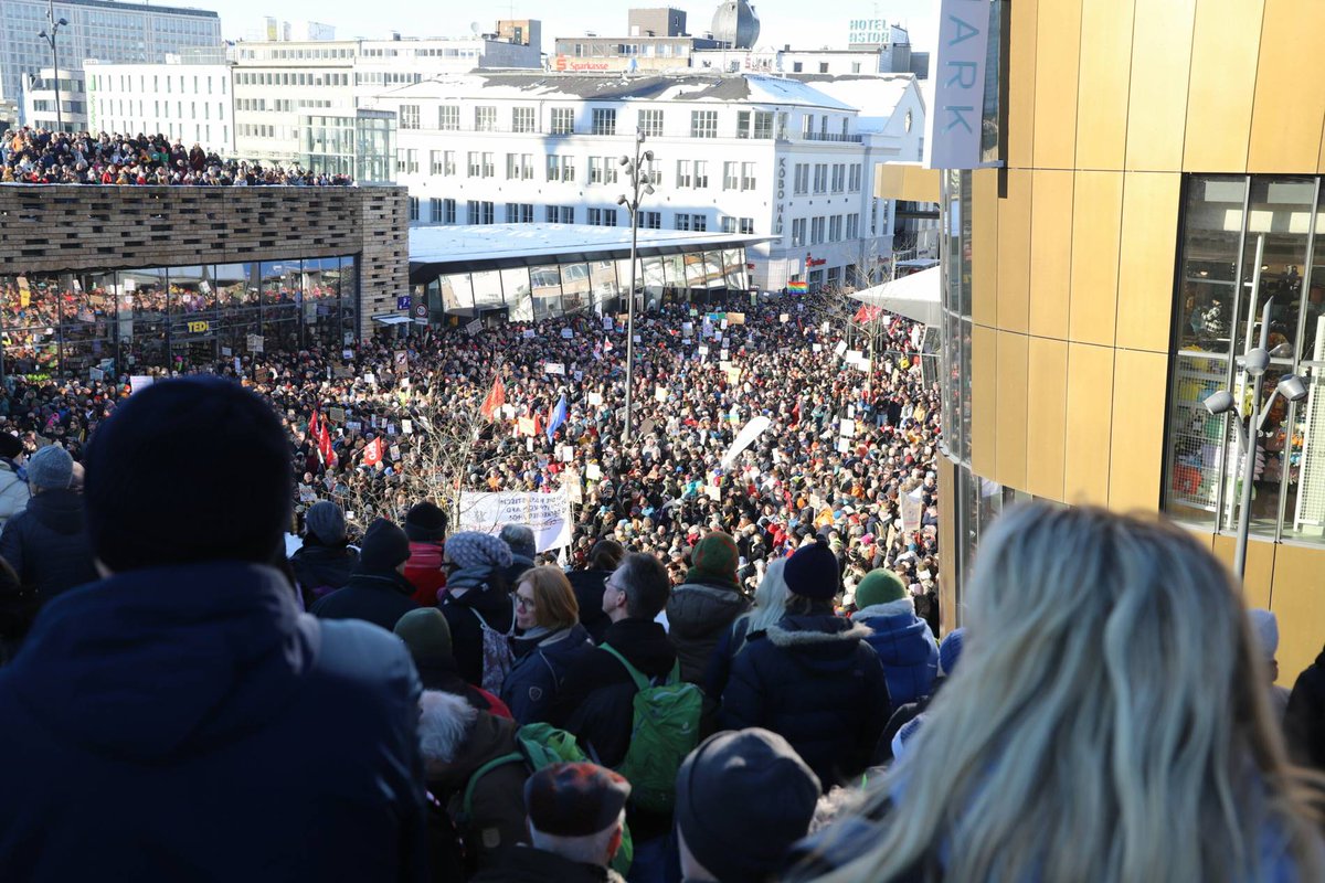 Wuppertal: 10.000 gehen gegen rechts auf die Straße!!